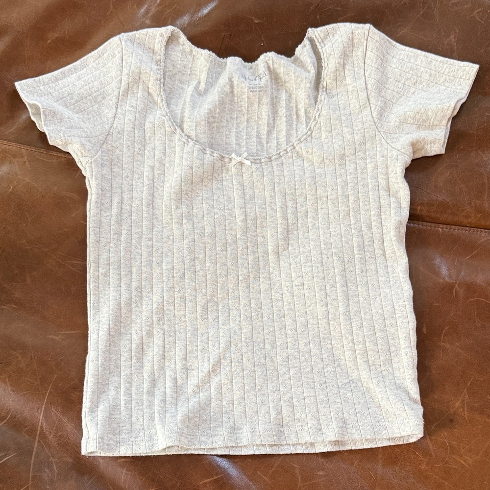 Brandy Melville John Galt Light Gray Ribbed Tee